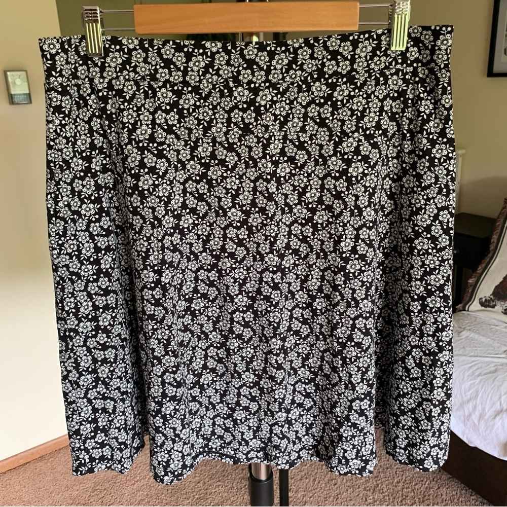 Boden Black Cherry Blossom Floral Julie Skirt Jersey Stretch 12 12R